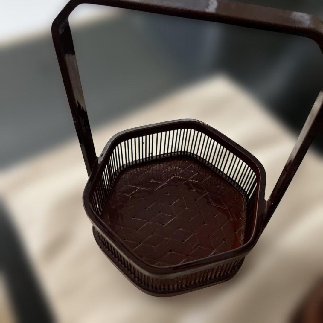 菓子器 茶色の六角形バスケット