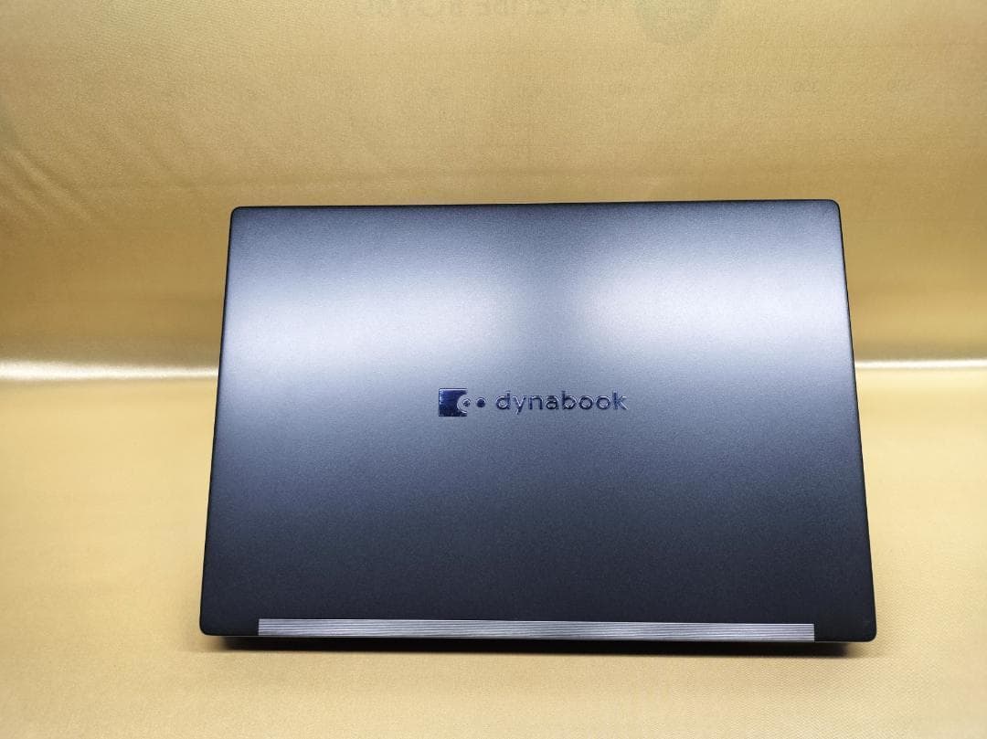 東芝　Dynabook G83/KW　高性能　2023年モデル(K-204)