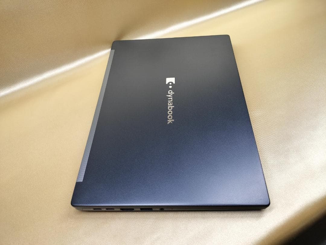 東芝　Dynabook G83/KW　高性能　2023年モデル(K-204)