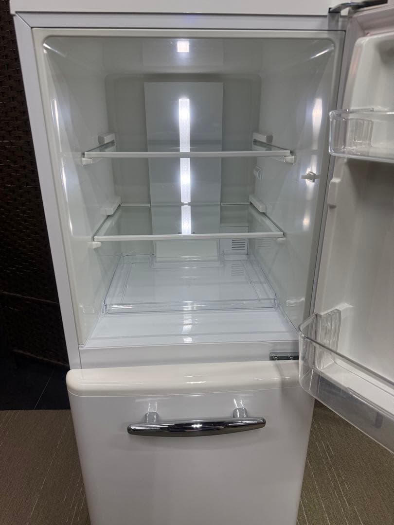 【美品】イーアングル 149L 冷凍冷蔵庫　ANG-RE151-A1
