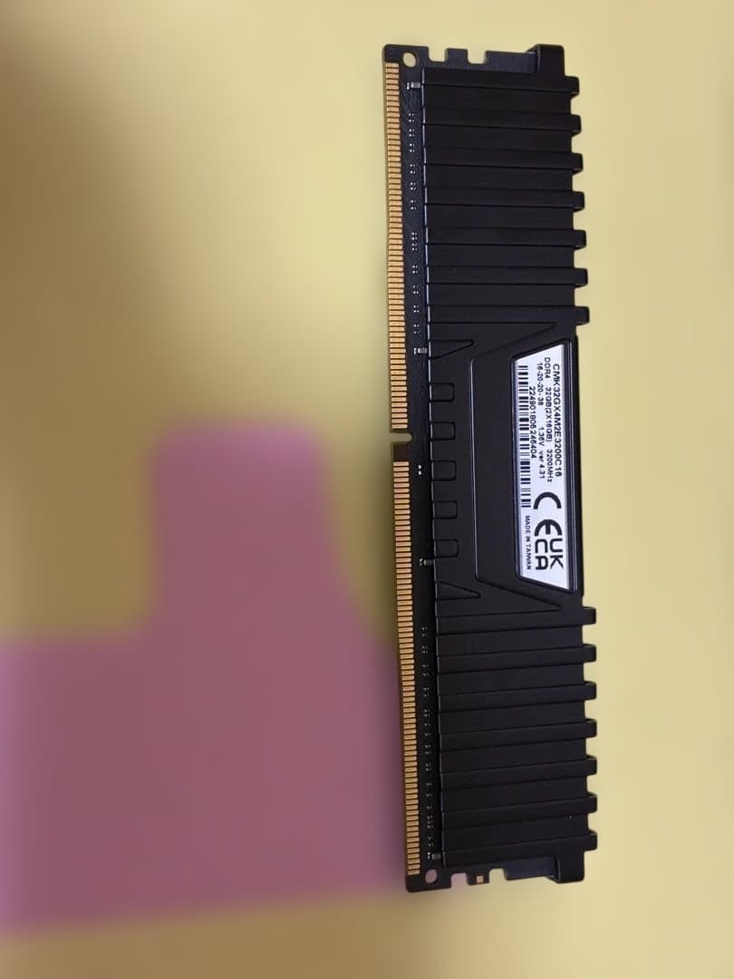 Vengeance DDR4 16GB 3200 1枚