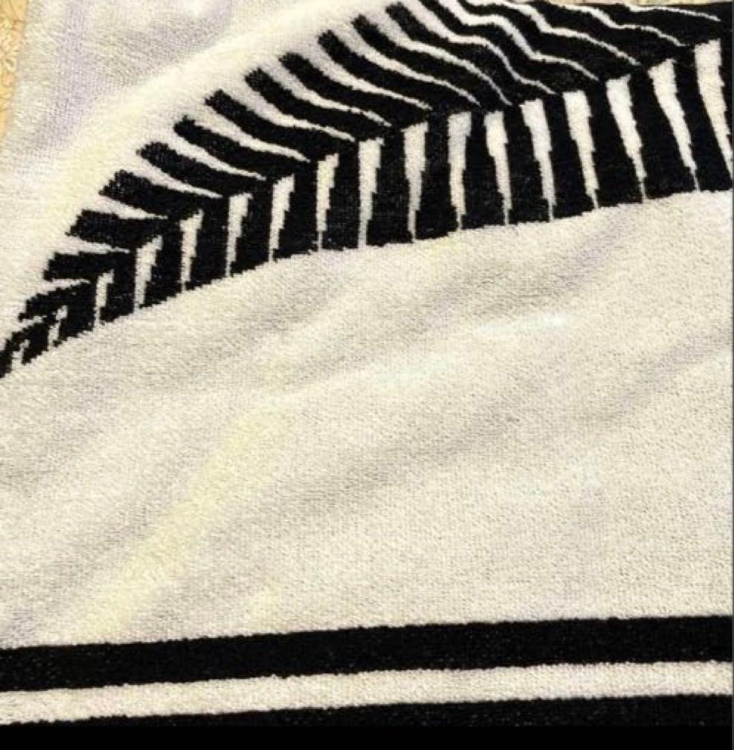 ALL BLACKS ビーチタオル 160cm x 86cm バスタオル　大きめ