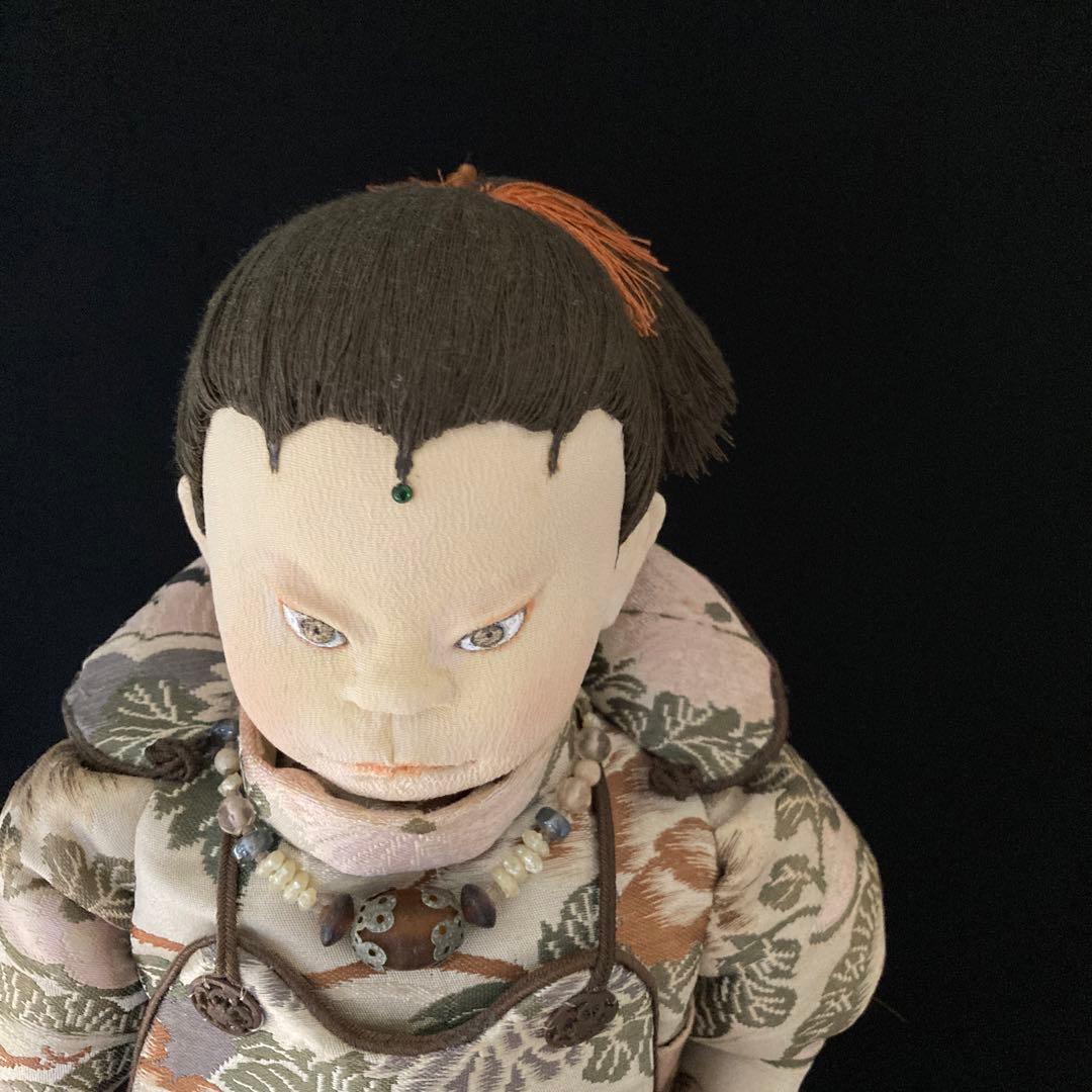 紙粘土に縮緬を貼った創作人形