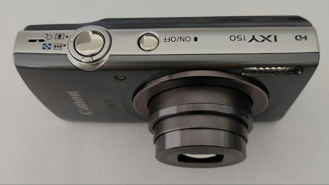 美品　Canon IXY150 デジカメ