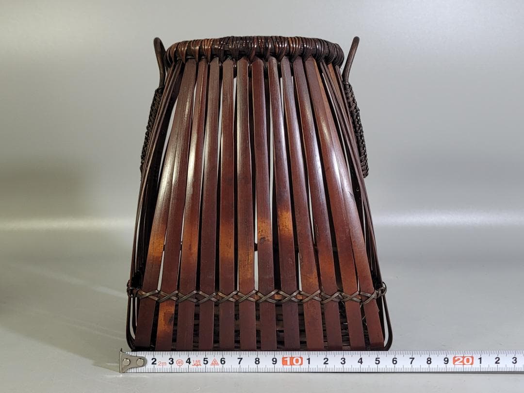 東山麓 東竹園斎作 煤竹網 四方形花籠 共箱 美品 DT606