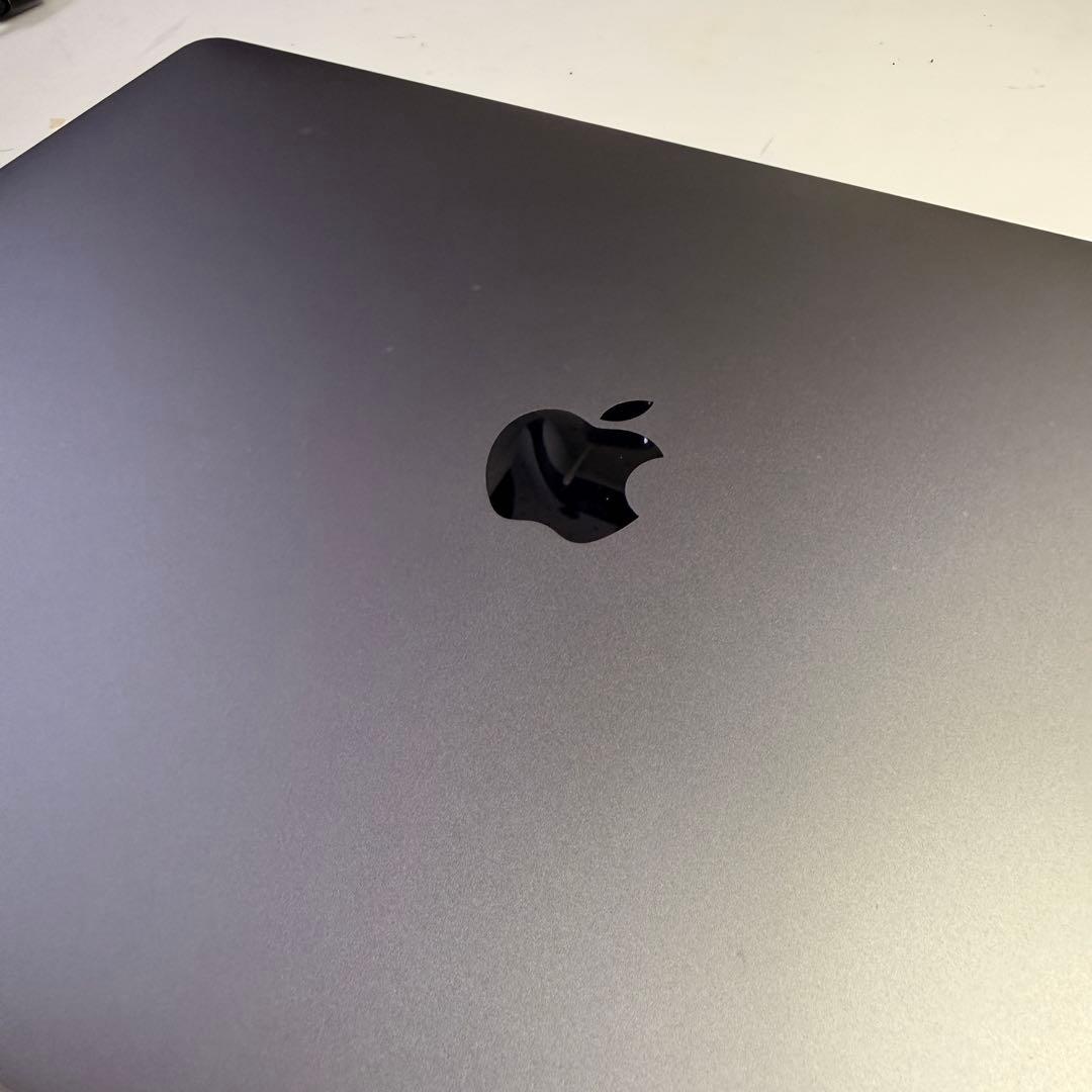 MacBookPro 15インチ i7搭載 16GB/512GB 美品