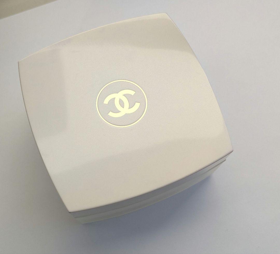 CHANEL　ココマドモアゼル フレッシュ ボディクリーム