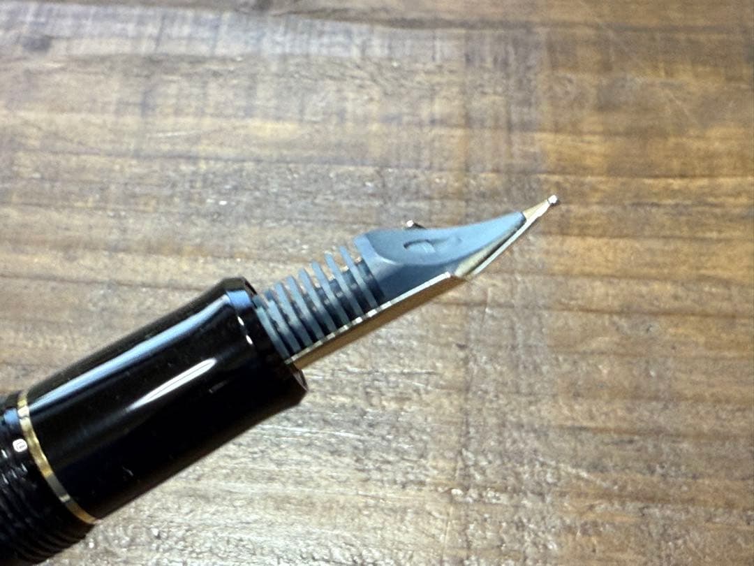 PILOT custom 743 FMニブ 14金15号