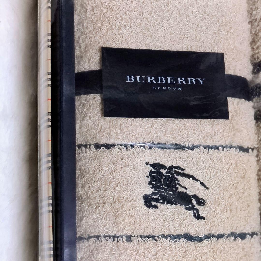 新品未使用★Burberry バーバリー★フェイスタオル3枚セット 箱なし