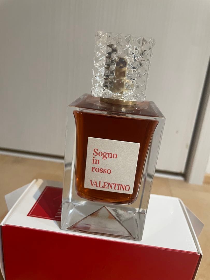 VALENTINO Sogno in rosso 香水