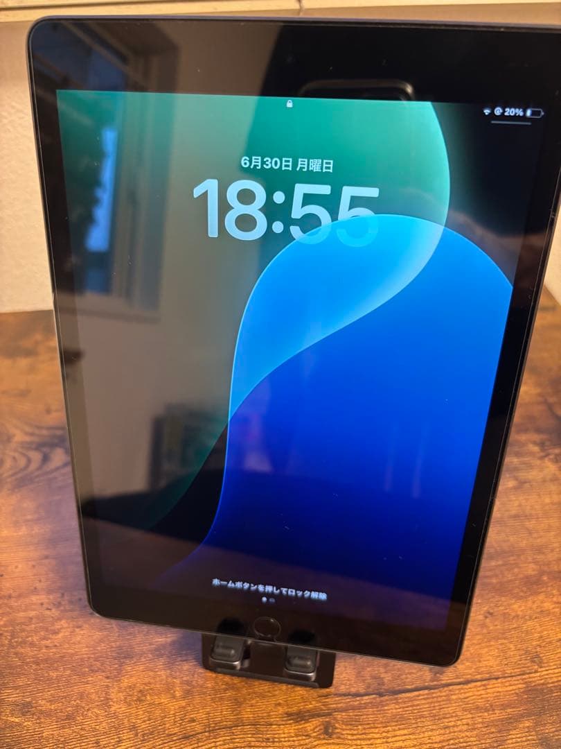美品　Apple iPad 第9世代 Wi-Fi 64GB スペースグレイ