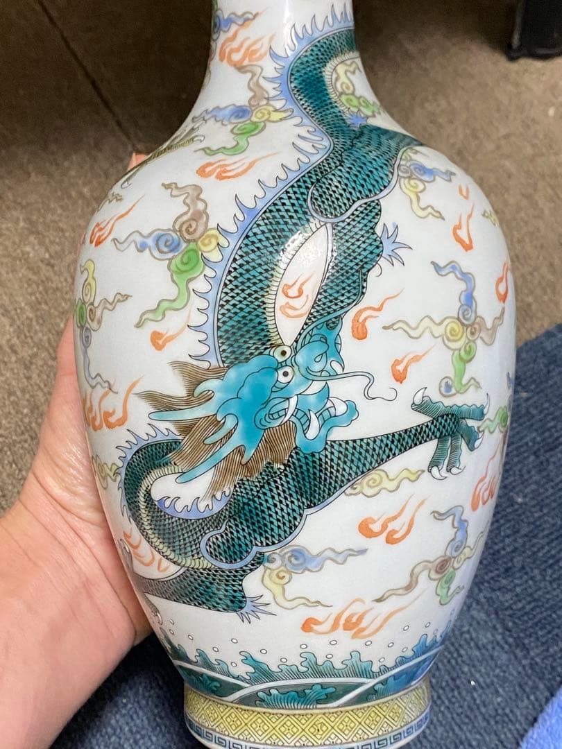 清朝時代　装飾の陶磁器置物　骨董品