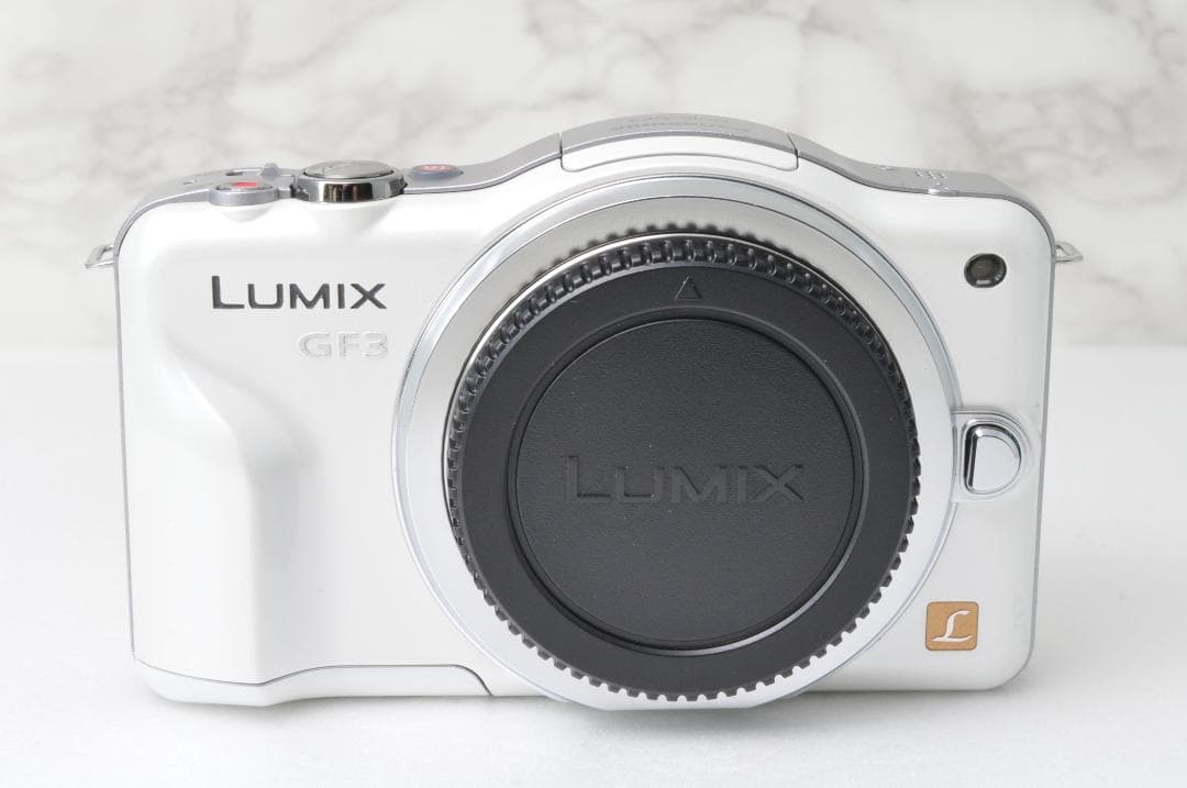 LUMIX DMC-GF3⭐️ボディ ルミックス ミラーレス ホワイト