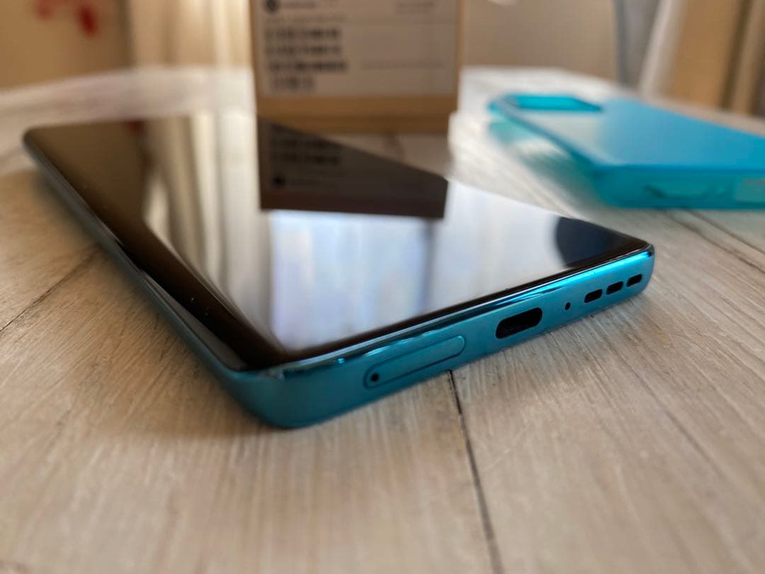 motorola edge 40 neo（ほぼ新品）