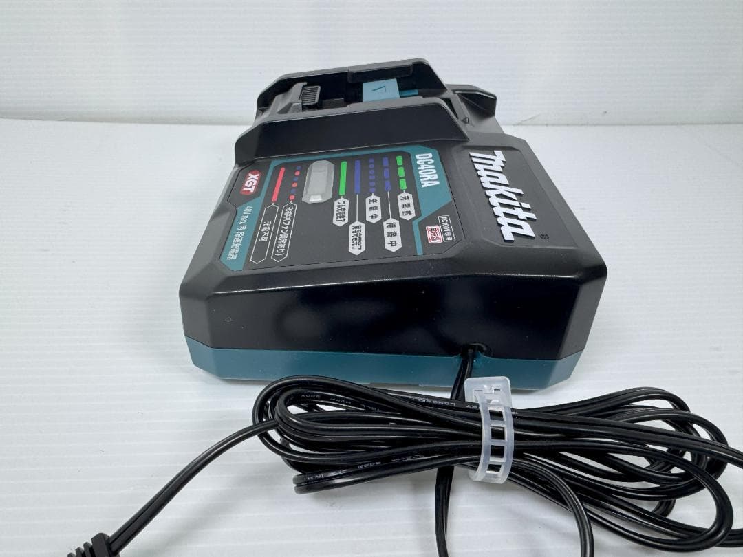 【美品】マキタ 40Vmax 充電式クリーナーセット CL003GRDW