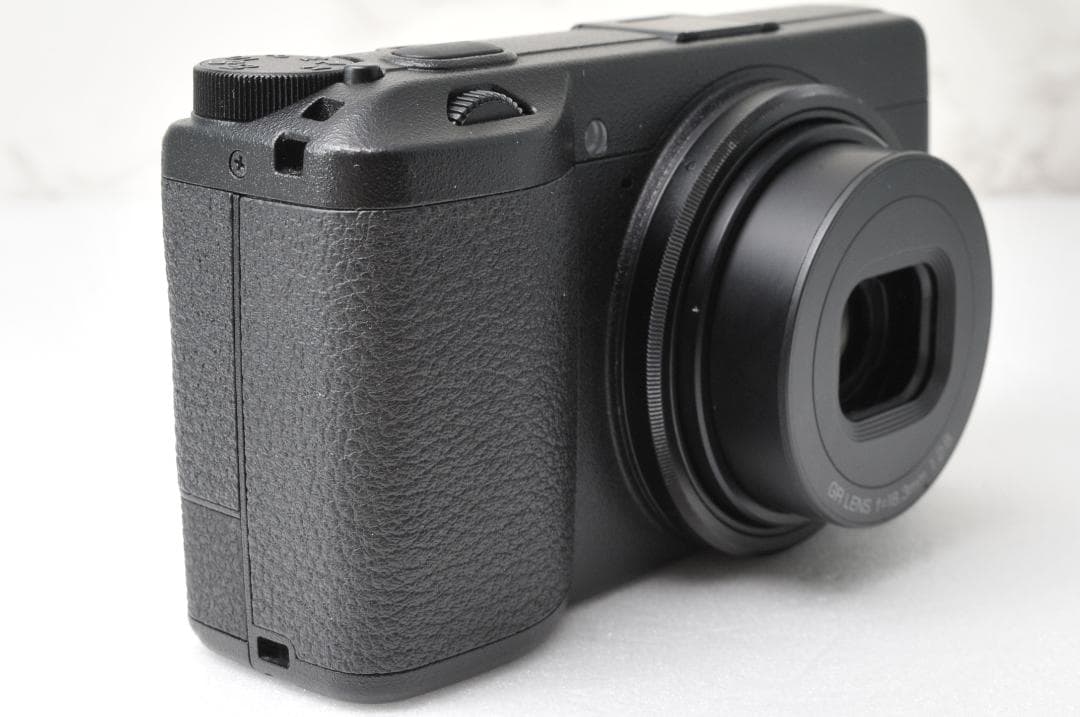 ショット数少なめ❣️RICOH GR Ⅲ⭐️動作確認済み コンパクトデジタルカメラ