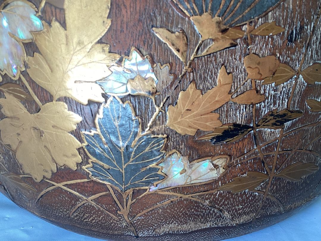 桐火鉢 鶏と花の金箔螺鈿装飾　時代物　古美術　漆芸　金蒔絵　鶏　菊　女郎花