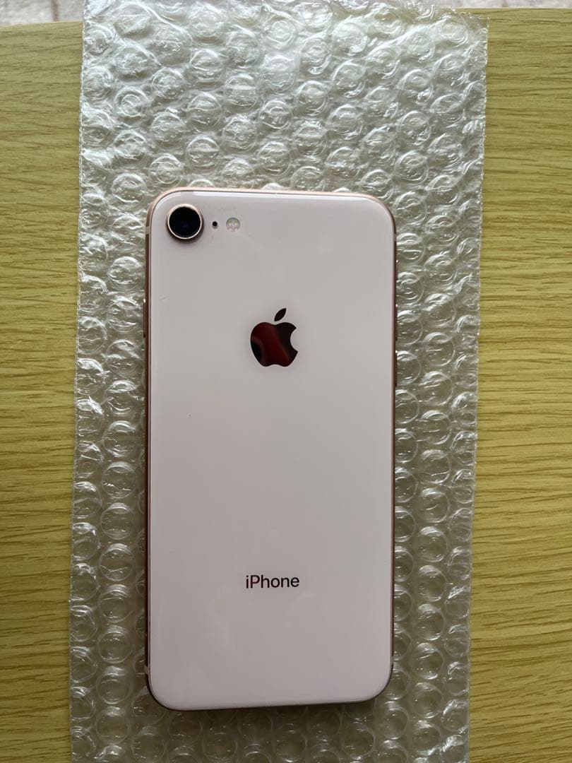 iPhone8 本体　64GB SIMフリー