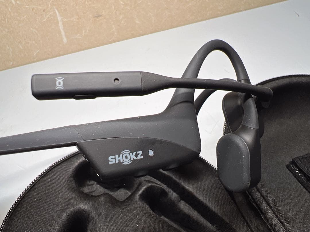 Shokz OpenComm 2 骨伝導イヤホン ブラック C110