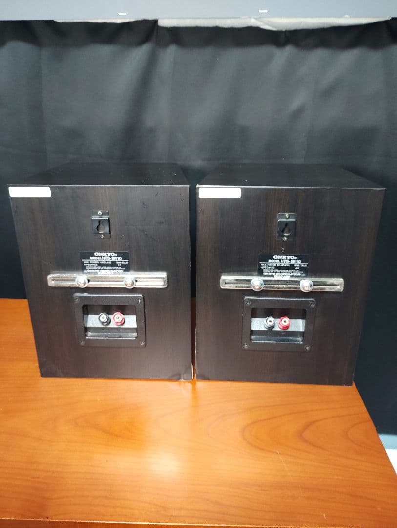 【限定セール】ONKYO HTS-SR10　サラウンドスピーカー　オンキョー