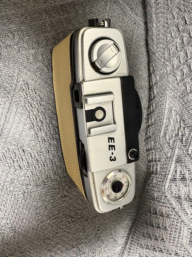 eax様Olympus Pen EE-3 フィルムカメラ(レンズフィルター装着)