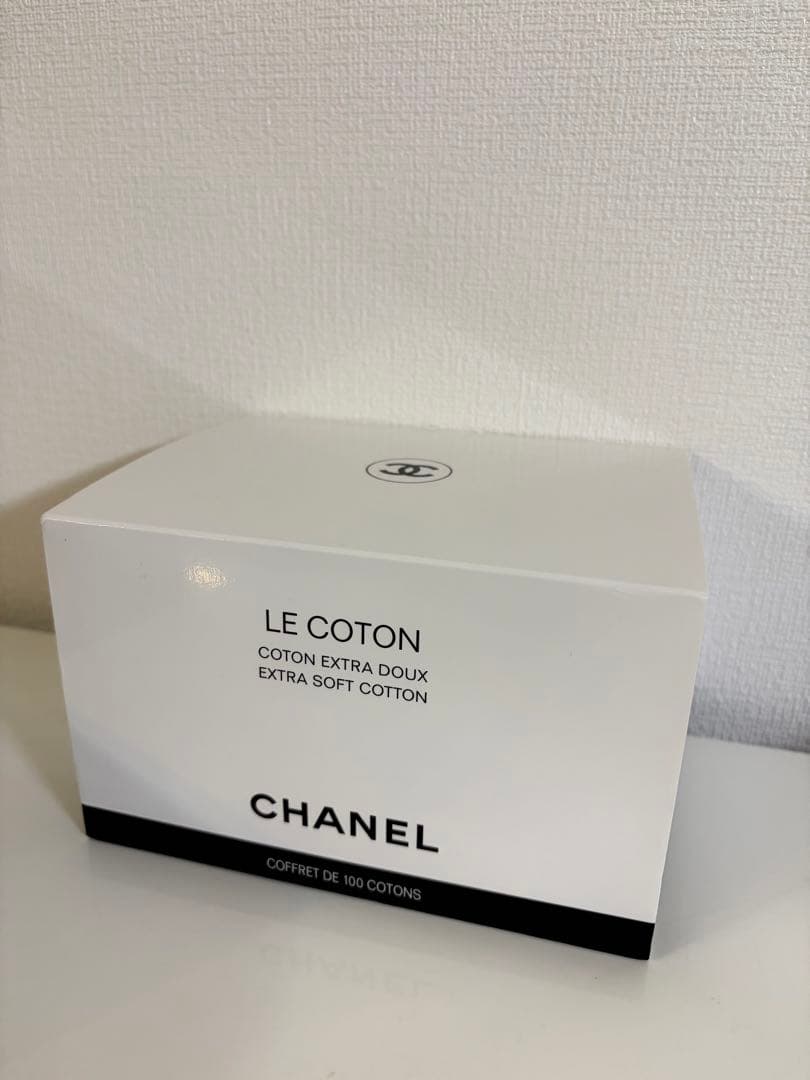CHANEL ノベルティ　ティッシュケース　コットン付き