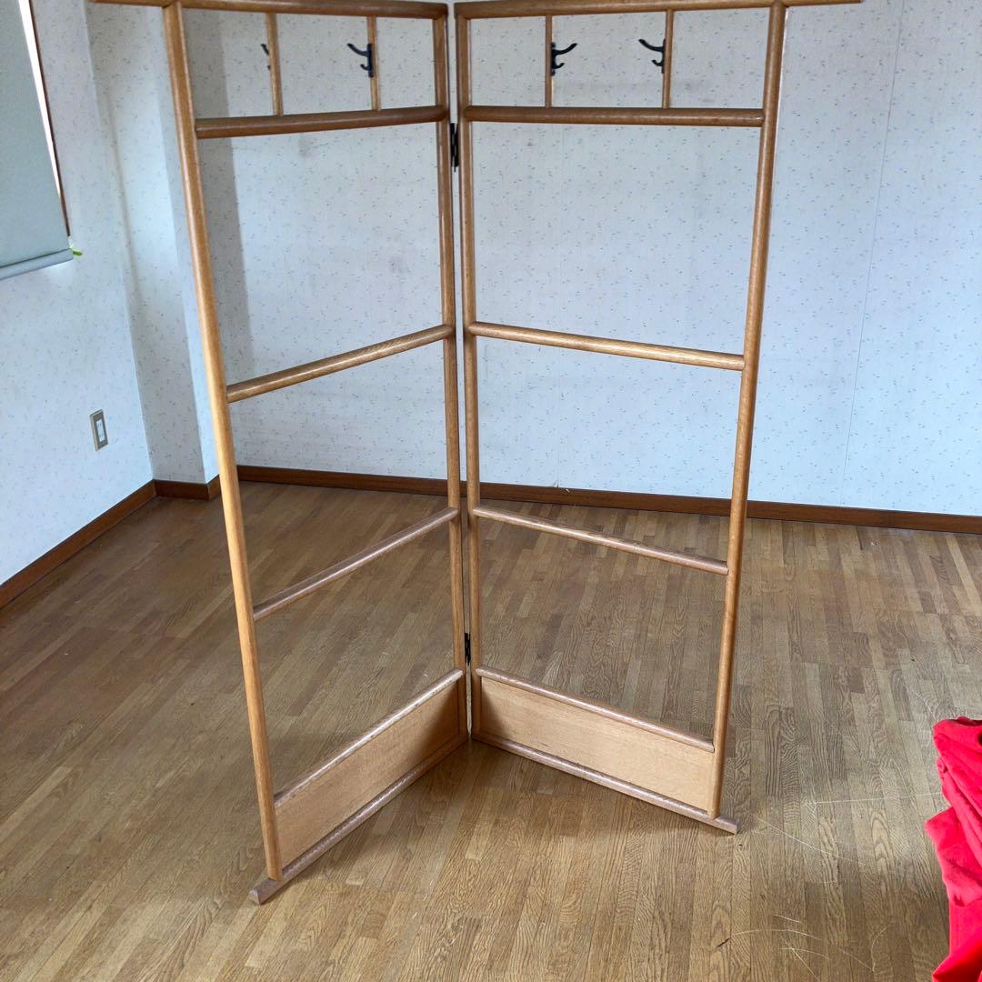 木製二つ折り衣類掛け フック4つ付き