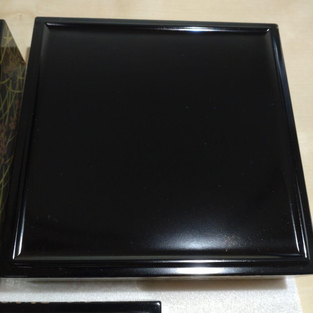 稲穂模様 5.0 三段重　黒内朱 みのり