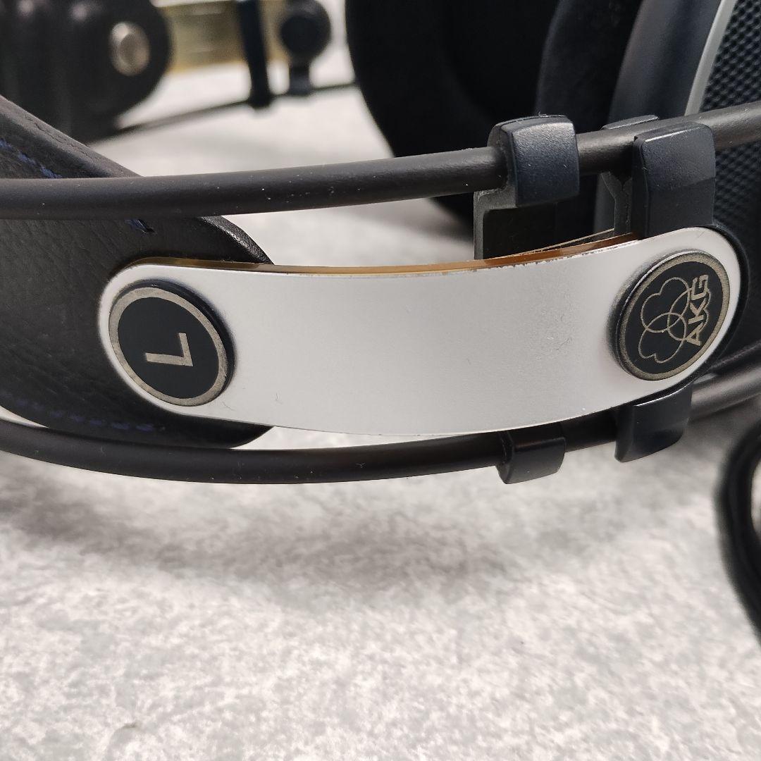 AKG K702 オーストリア製です。