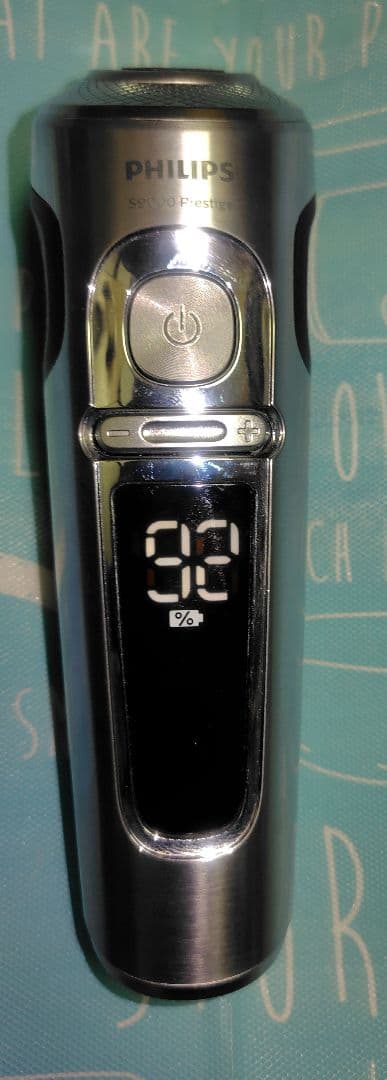 PHILIPS S9000 Prestige SP9820 / 2020年製