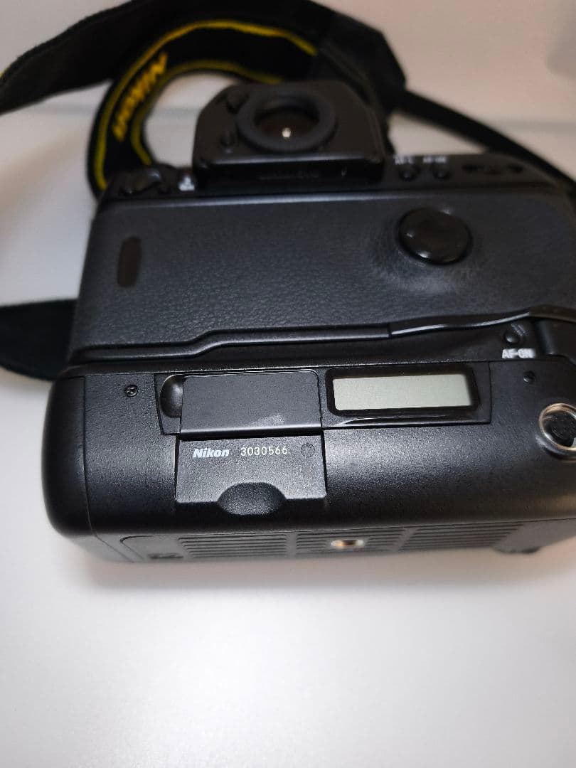 ニコン　Nikon f5 ボディ 一眼レフフィルムカメラ