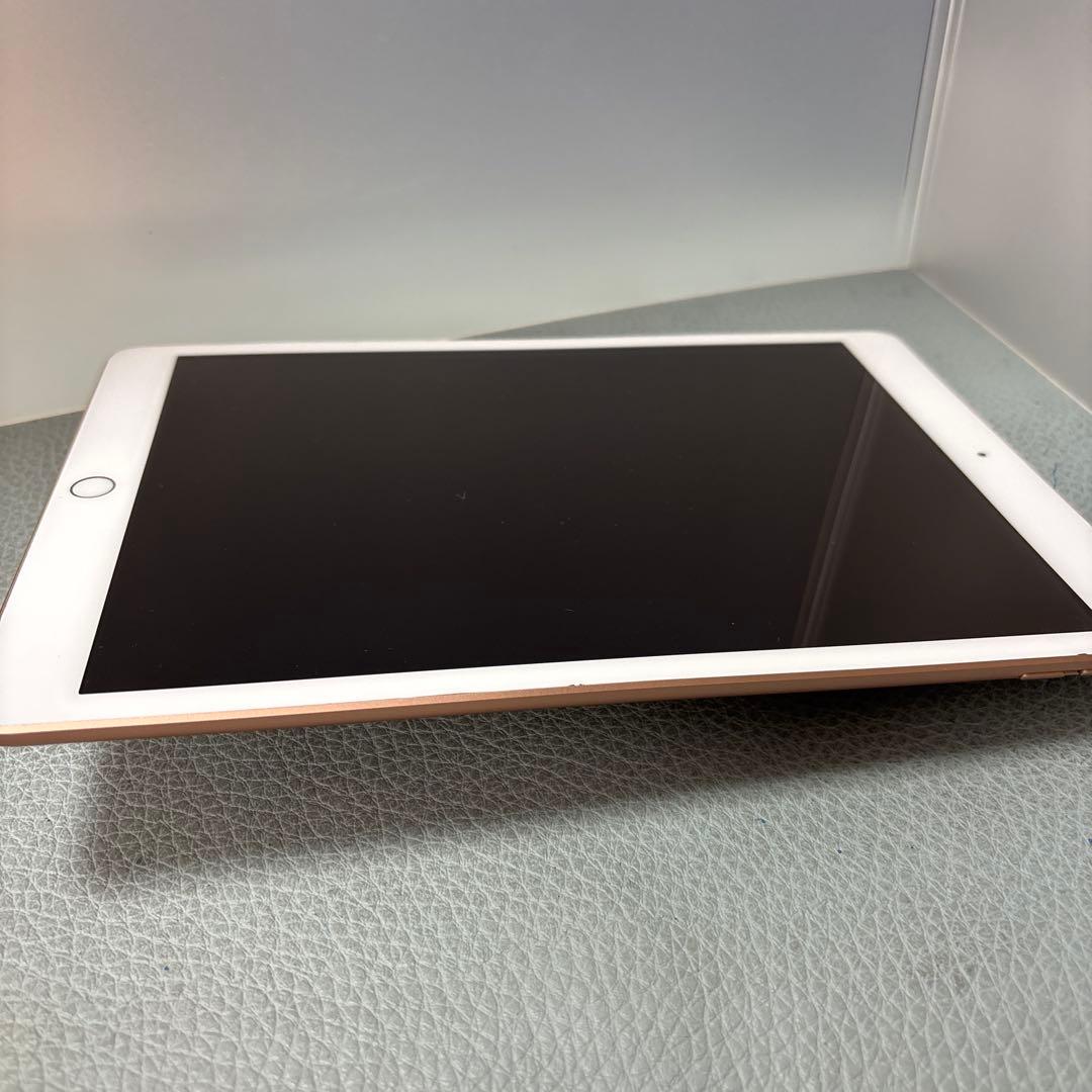 iPad 第8世代 128G Wi-Fi 94％ 新同品gold