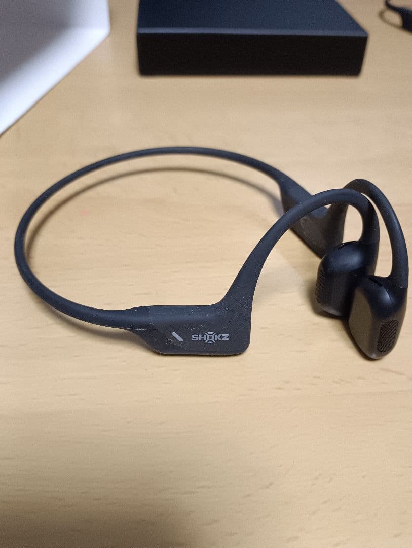 SHOKZ AEROPAX 骨伝導イヤホン グレー