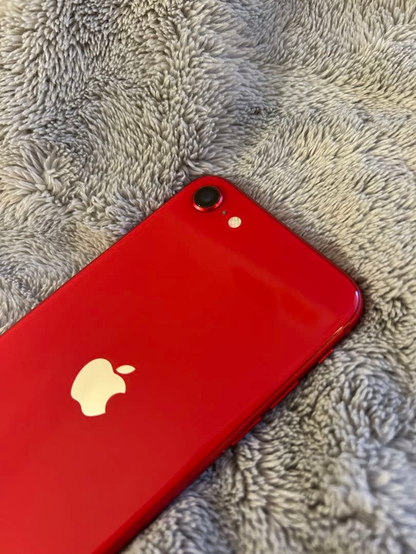 【256GB】iPhoneSE2￤純正バッテリー82%￤SIMフリー￤レッド