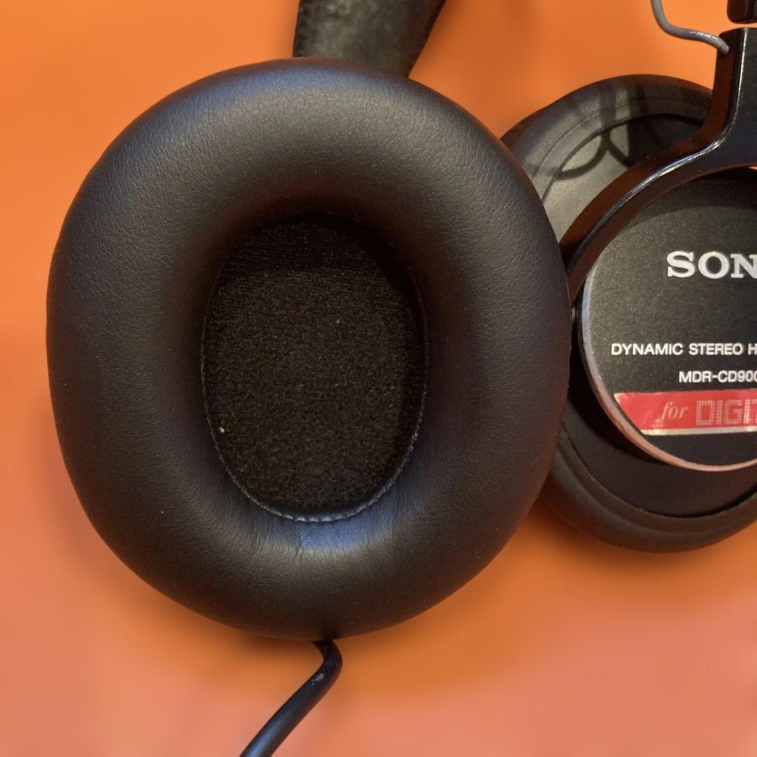 スタジオ定番　 SONY MDR-CD900ST 有線ヘッドホン