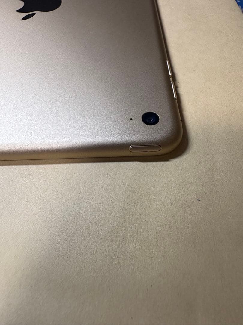 超美品iPad mini4 16GB wifi
