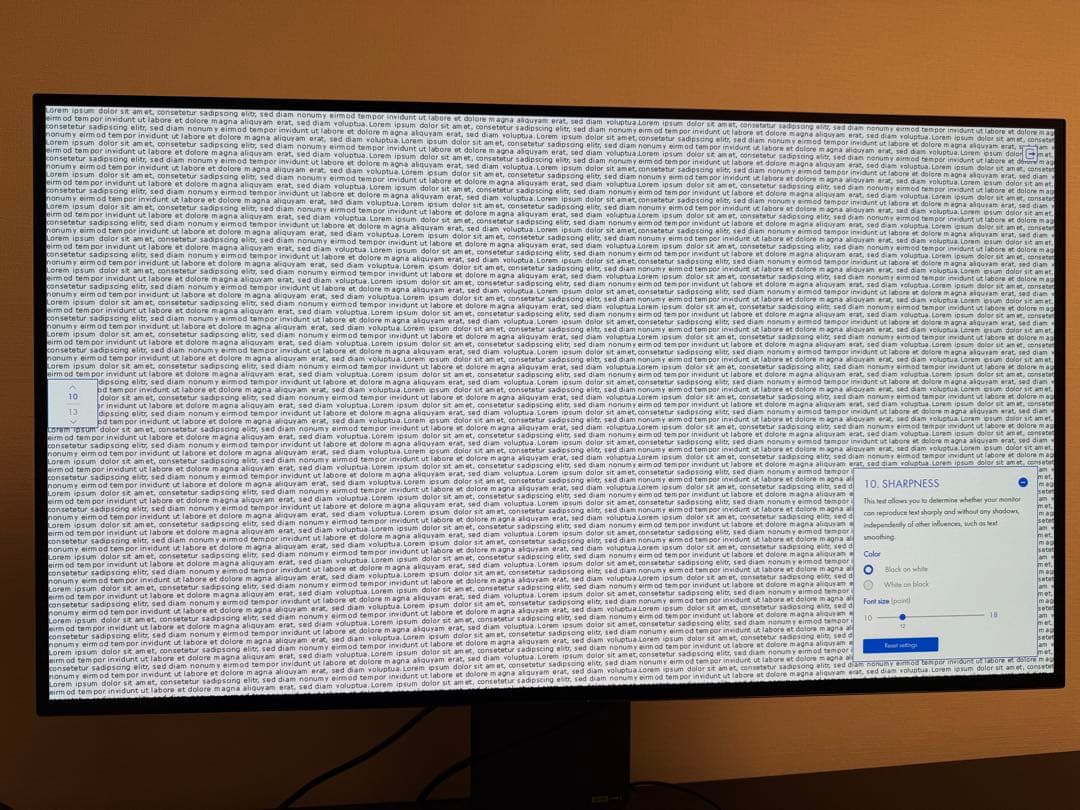 LG UltraGear OLED 32GS95UV-B 31.5インチ