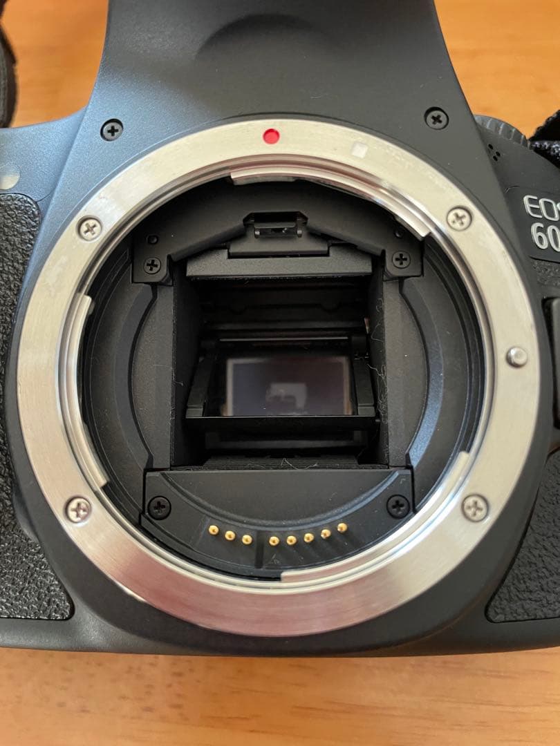 Canon EOS 60D デジタル一眼レフカメラ 本体　レンズ2本付き