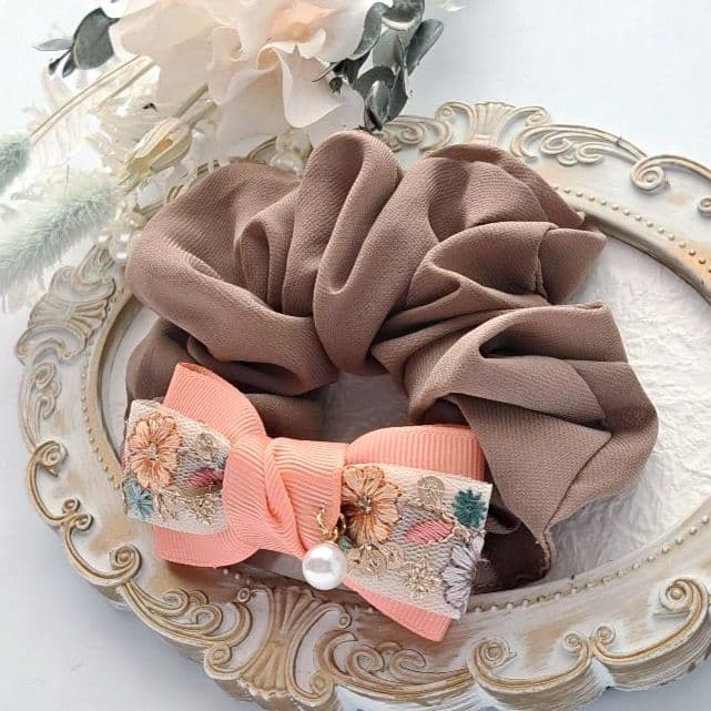 紅茶 様お取引中⭐3309⭐❣️小さ可愛い♡大人アクセ❣️オリジナル✴インド刺繍