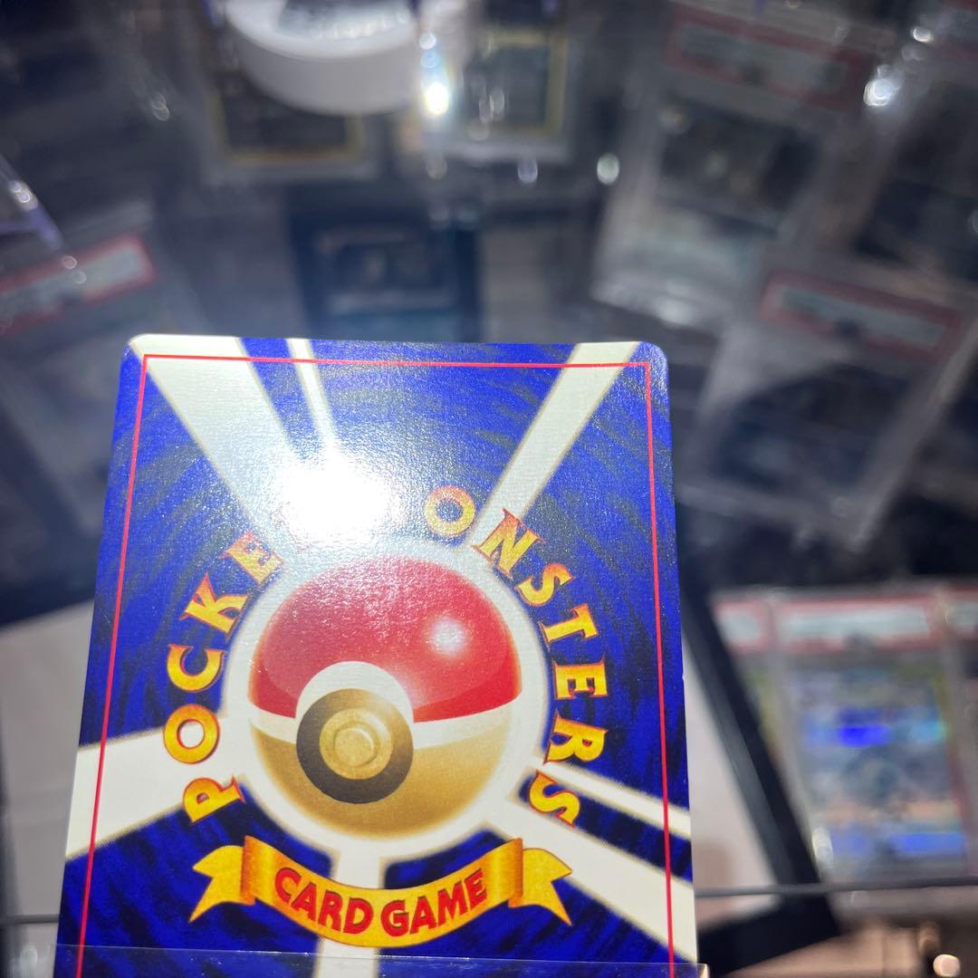 う*た様 ポケモンカード　旧裏　バンギラス HP100 ホロカード