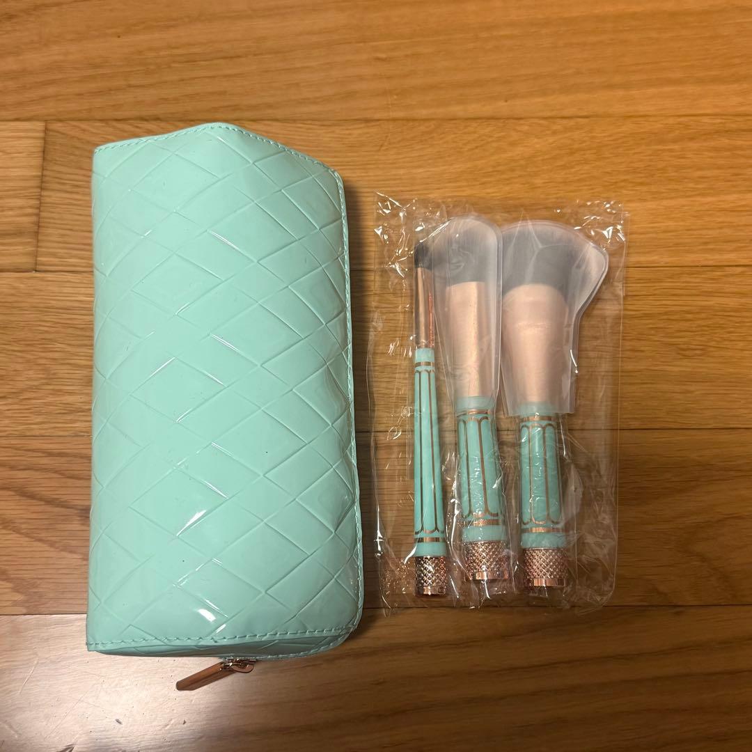MAC 新品✨マック オブ オール トレード ブラシ キット