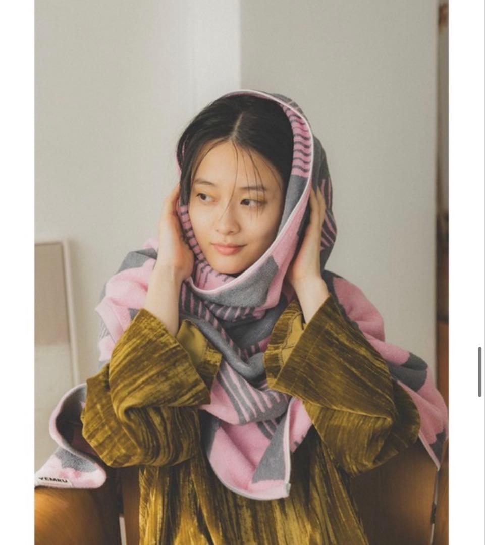 YEMRUGeometric bath towelジオメトリックバスタオル新品