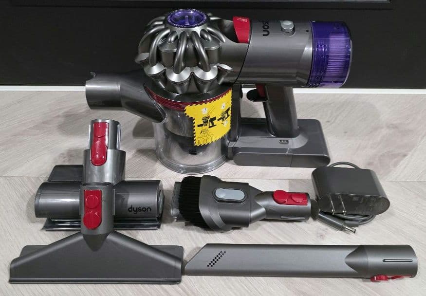 ②ダイソン dyson V8 slim SV10K ハンディクリーナー 43分