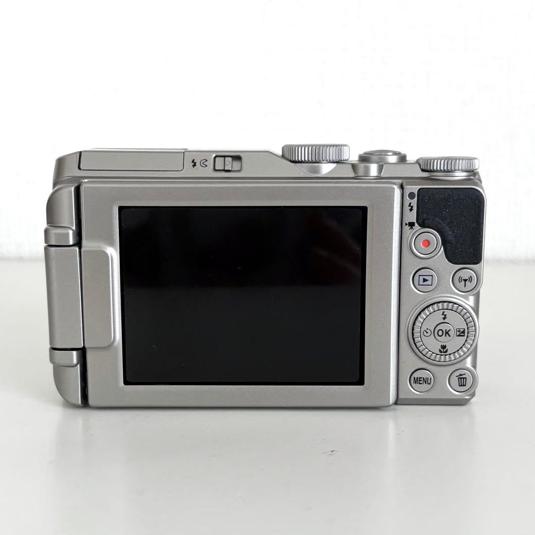 美品✨Nikon COOLPIX S9900シルバー 他カバー バッテリー等一式