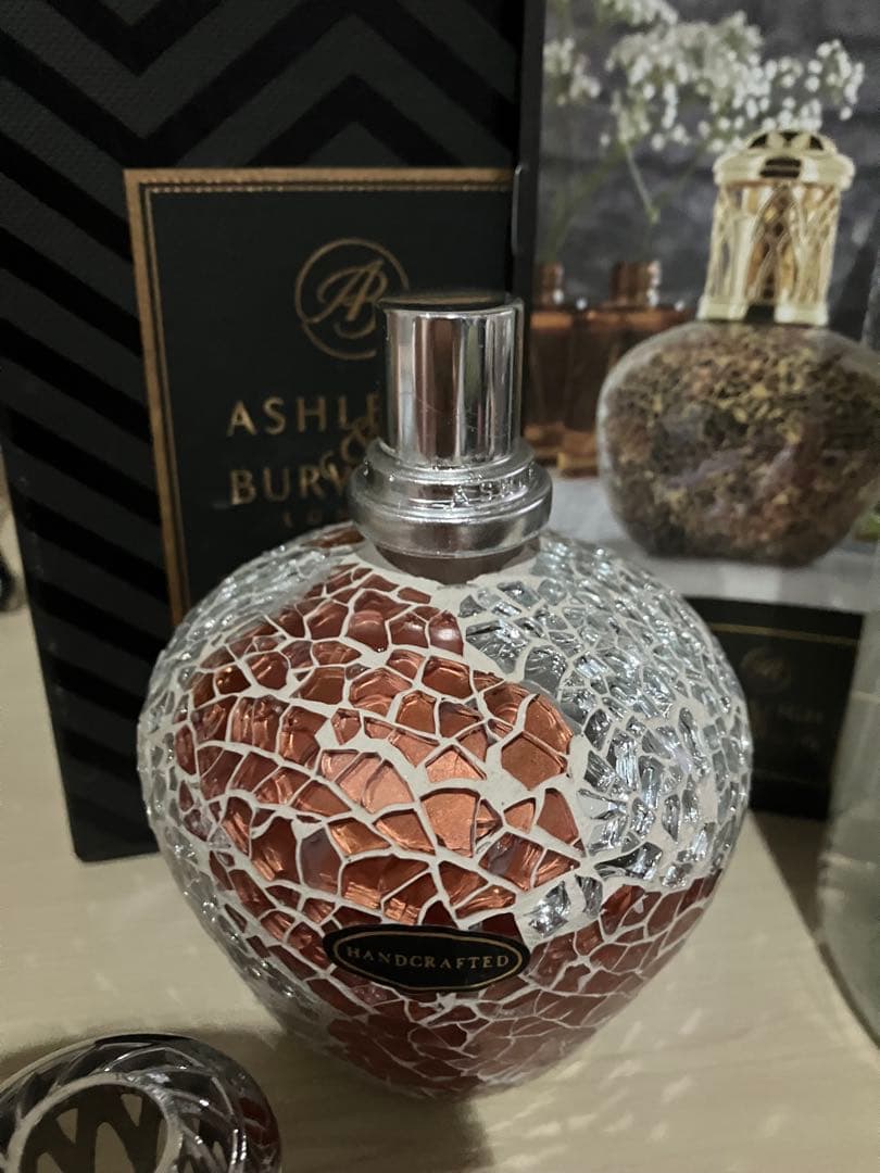 ASHLEIGH & BURWOOD アロマランプ ピオニー400ml
