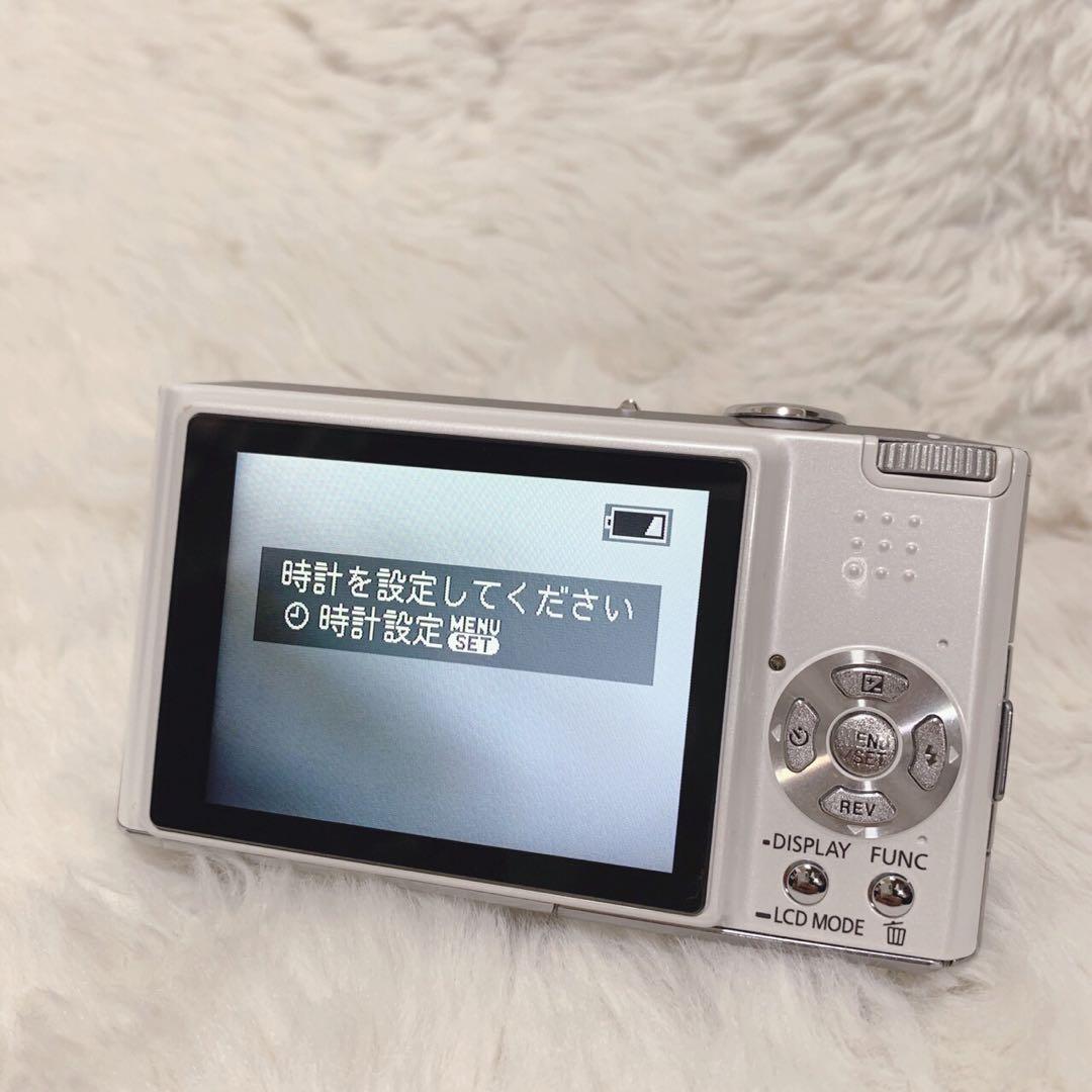 美品✨パナソニック　Panasonic DMC-FX33 動作確認済み　シルバー