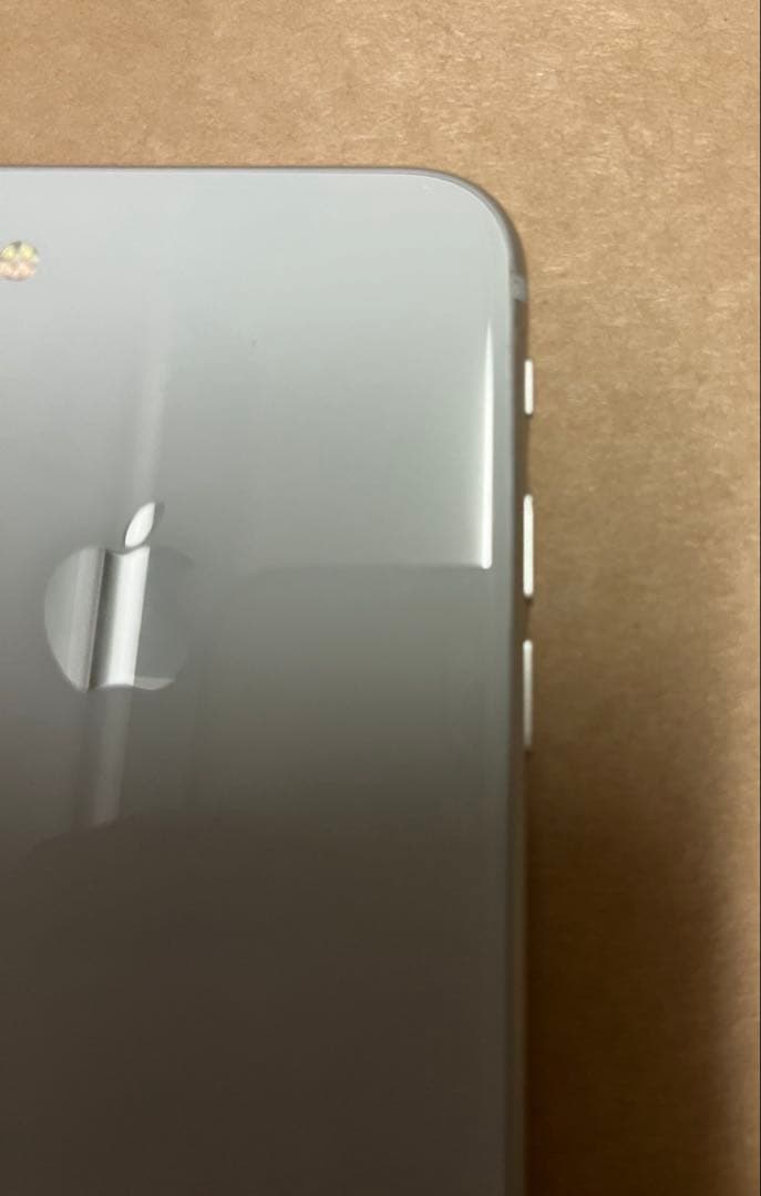 美品　iPhone8 64GB シルバー　SIMフリー