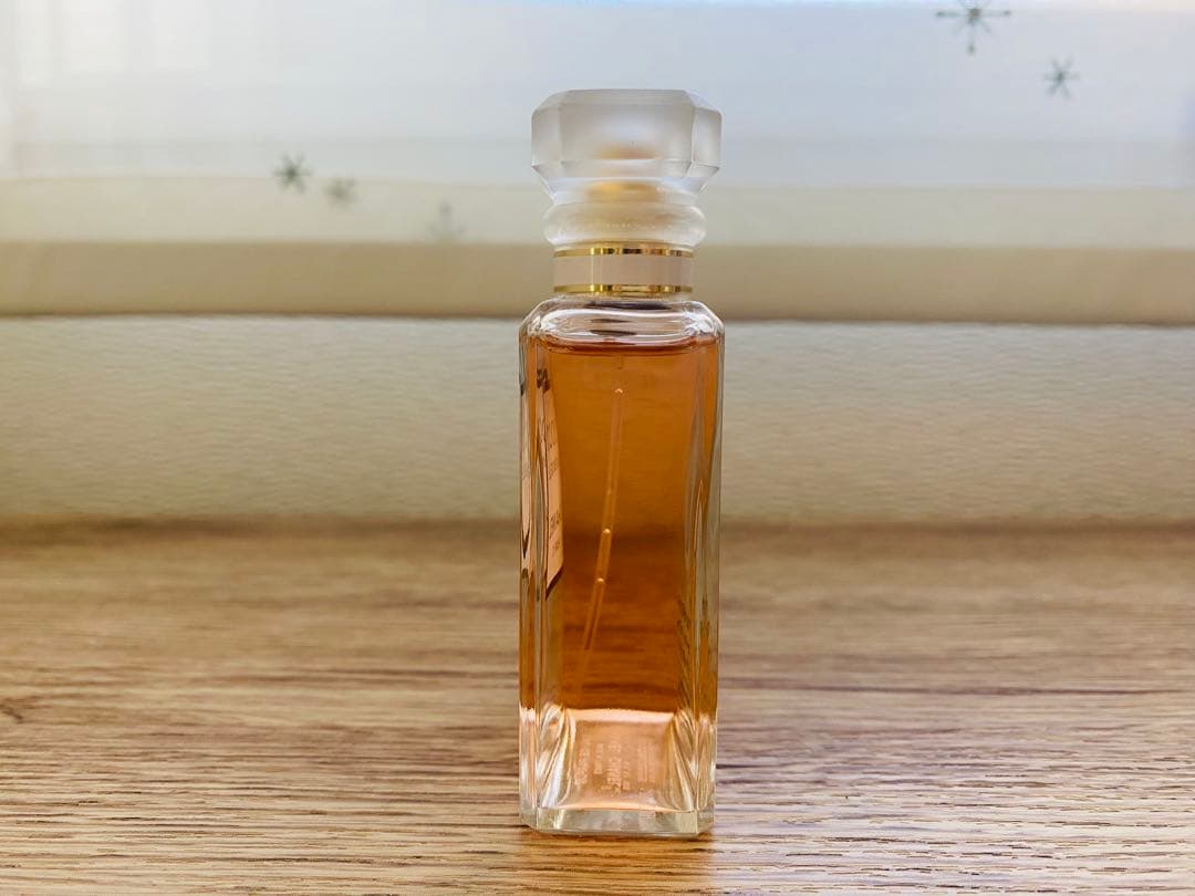 CHANEL ココ マドモアゼル オードゥ パルファム 50ml（ココマド）