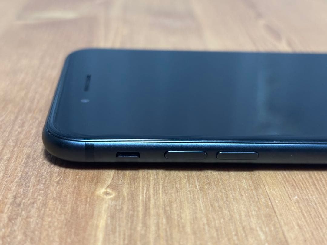[バッテリー100%]SIMフリー iPhone7 Plus 32GB