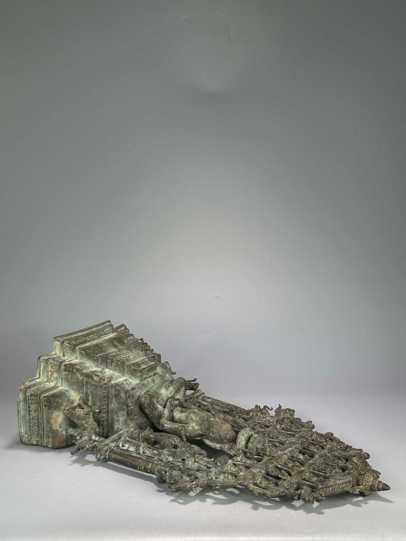 Ｍ31S75仏教美術　古銅製　南インド　ネパール　仏龕式多仏銅像　古物　銅佛